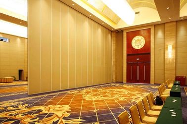 Decorative Folding Wooden Sound Proof Partitions for Conference Room