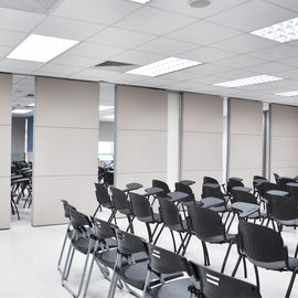 Komersial Kayu Aluminium Acoustic Room Dividers / Partisi Kantor Lipat Panel