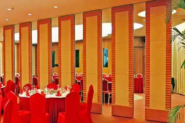 Komersial Dekorasi Interior Hotel Acoustic Room Dividers Melamine Surface