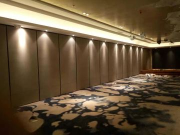 Operable Wood Folding Movable Partition Walls untuk Office Soundproof