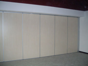Soundproof Hanging System Partisi Kantor Dinding / Acoustic Folding Doors