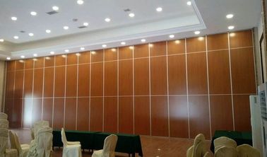 Commercial Soundproof Movable Wall Dividers untuk Ruang Konferensi 6m Tinggi