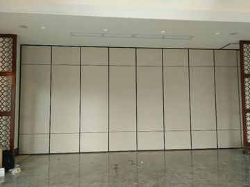 Dinding Partisi Akustik Lipat Disesuaikan Dapat Dioperasikan dengan Bingkai Aluminium