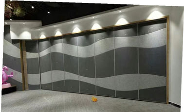Ruang Konferensi Sound Proof Operable Folding Partition Walls Aluminium Frame