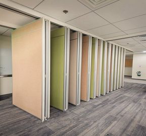2 - 4 Meter Tinggi Partisi Kantor Akustik Dinding Top Hung Dan Lantai Dengan Segel Vinyl