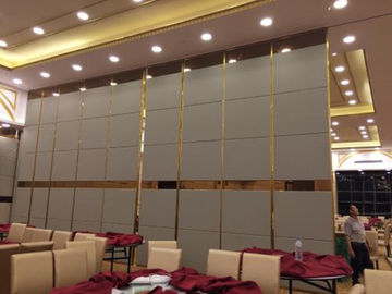 Panel Tinggi 4m Floor To Ceiling Acoustic Room Divider Dengan Anodized Aluminium Frame