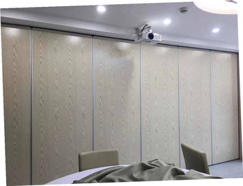 Multi Warna Akustik Bahan Geser Partisi Bergerak Dinding Furniture Komersial Menyimpan Ruang