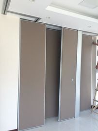 Ruang Perjamuan Acoustic Partition Wall Floor To Ceiling System Ketebalan 65mm