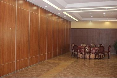 2 - 4 Meter Tinggi Partisi Kantor Akustik Dinding Top Hung Dan Lantai Dengan Segel Vinyl