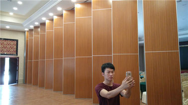 Dekorasi Komersial Sliding Sound Proof Partition Walls Membagi Ruang Untuk Restoran