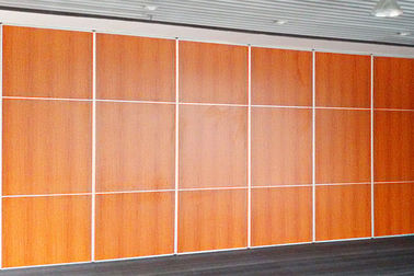 Multi-Fungsi Room Folding Sound Proof Partition Walls Dengan Aluminium Tracks Rollers