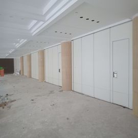 Dinding Partisi Akustik Yang Dapat Dioperasikan Dengan Pintu Lulus / Aluminium Anodized 6063 - T5
