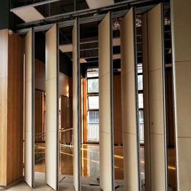 Partisi Dinding Bergerak Papan Gipsum 4 Meter Tinggi / Panel Dinding Akustik Lipat Dalam Ruangan
