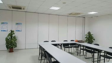 Multi Partisi Aluminium Dinding Hanging Sistem Akustik Bergerak Untuk Ruang Perjamuan