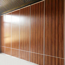 Balai Konferensi Banquet Hall Movable Wall Divider / Partisi Dinding Aluminium dari Kayu