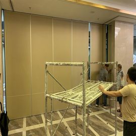 Sistem Ballroom Acoustic Movable Walls Folding Sliding Walls Untuk Banquet Hall