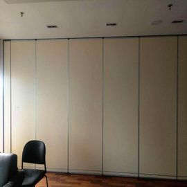 Ruang Konferensi Dinding Partisi Lipat Pintu Geser Dinding Kedap Suara yang Dapat Dioperasikan