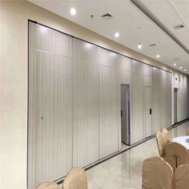 Aluminium Partisi Lipat Akustik Dinding Pintu Bergerak untuk Ruang Rapat