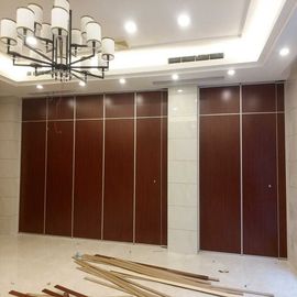 Akordeon Partisi Pintu Lipat Akustik Dinding Partisi Bergerak Untuk Restoran Hotel