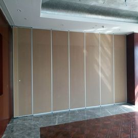 Akordeon Partisi Pintu Lipat Akustik Dinding Partisi Bergerak Untuk Restoran Hotel