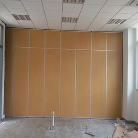 Dinding Partisi Lipat Semi Otomatis Bergerak Untuk Ruang Rapat Konferensi Kantor
