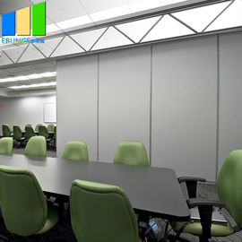 Sistem Partisi Kedap Suara Top Hung Panel Acoustic Partition Soundproofing Sliding Partition Wall Untuk Ruang Rapat
