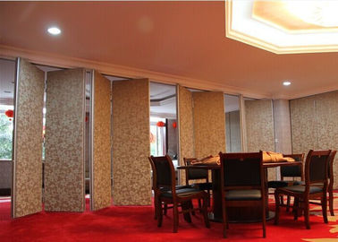 Lipat Dinding Partisi Pembatas Ruangan Dengan Kain MDF Dekorasi Hard Cover Untuk Restoran