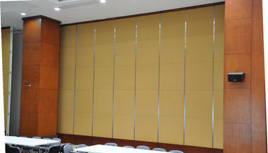 Multi Warna Kantor Dilepas Dinding Partisi Paduan Aluminium Bahan Pintu