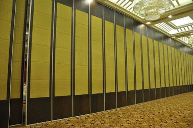 Multi Warna Kantor Dilepas Dinding Partisi Paduan Aluminium Bahan Pintu