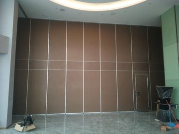 Interior Kayu Desain Dinding Partisi Akustik Pintu Geser Untuk Auditorium / Ruang Perjamuan