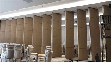 Aluminium Sound Barrier Walls Ruang Pernikahan Partisi Dinding Geser Pintu Lipat Untuk Hotel
