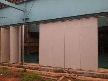 Eksterior Aluminium Sliding Folding Doors Partition Room Dividers Untuk Balkon