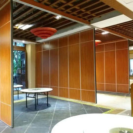 Layar Lipat Aktif Dinding Geser Partisi Bergerak Untuk Ruang Rapat Hotel Kantor