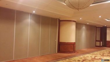 Ruang Rapat Pintu Partisi Kedap Suara Bergerak Menangguhkan Dinding yang Dapat Dioperasikan Akustik