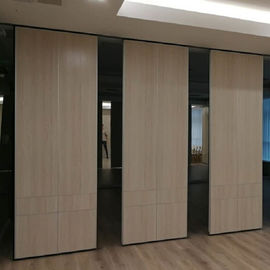 Aluminium Bi - Fold Door Aula Perjamuan Dinding Partisi yang Dapat Digerakkan Multi - Purpose Hall Sound Proof Wall Partable yang Dapat Dioperasikan