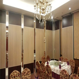 Banquet Hall Dioperasikan Dinding Partisi Profil Aluminium Modern Yang Dpt Dibongkar