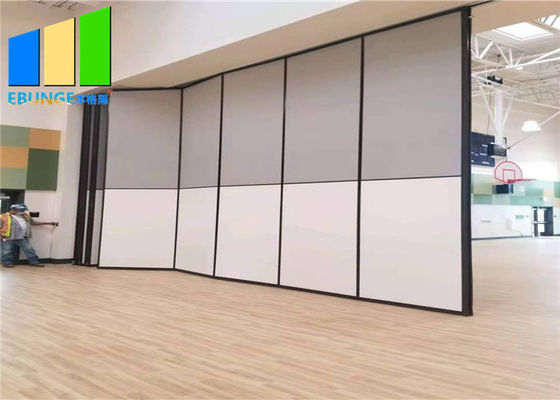 Permukaan Finishing Kain Fireproof Folding Partition Walls Solusi hemat ruang untuk area multi-use