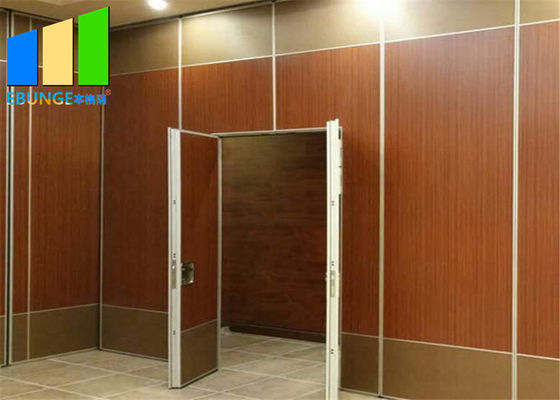 Solusi yang dapat dikustomisasi Accordion Partition Wall Wall yang tahan lama untuk Hotel Banquet Hall