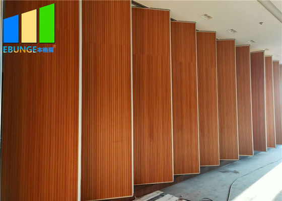 Solusi yang dapat dikustomisasi Accordion Partition Wall Wall yang tahan lama untuk Hotel Banquet Hall