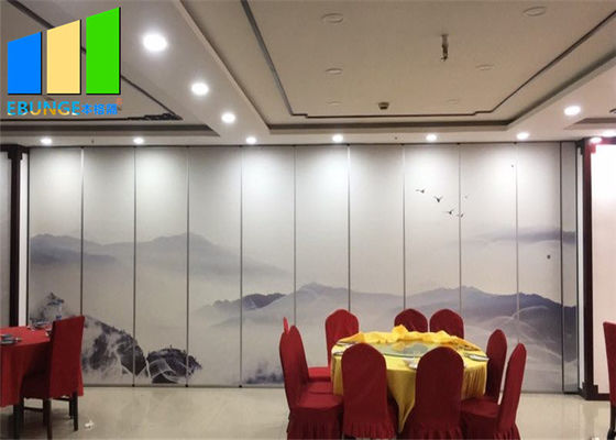 Solusi yang dapat dikustomisasi Accordion Partition Wall Wall yang tahan lama untuk Hotel Banquet Hall