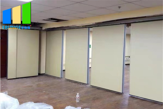 Pembagi Ruang Akustik Lipat Penyerap Suara Ballroom Di Arab Saudi