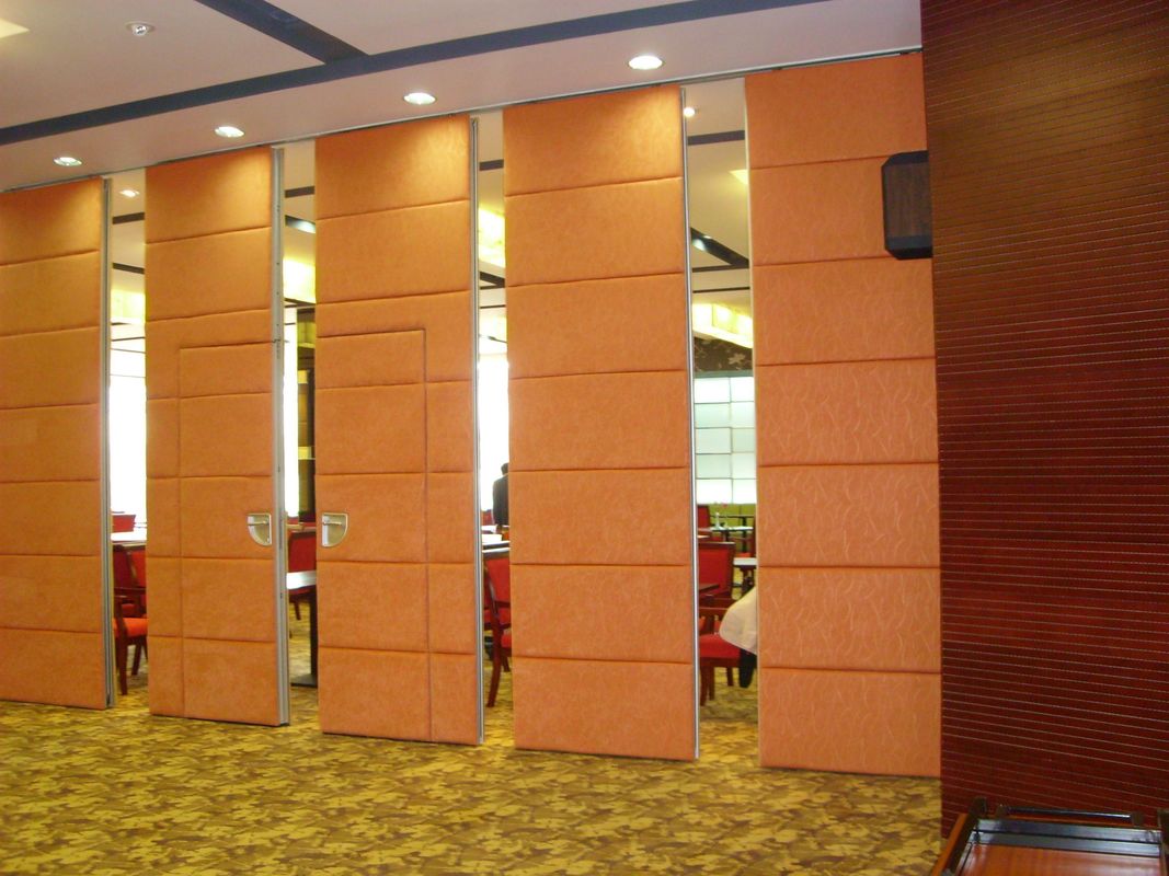 Soundproof Hanging System Partisi Kantor Dinding / Acoustic Folding Doors
